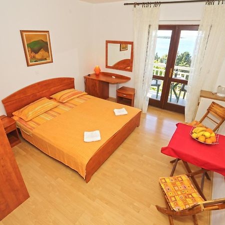 Apartment Stefani هفار الغرفة الصورة